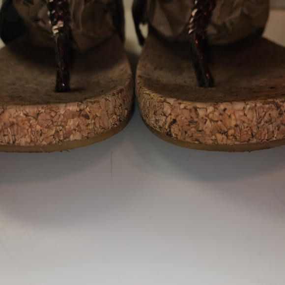 Birky's sandals--lightly used--bronze - Picture 10 of 10